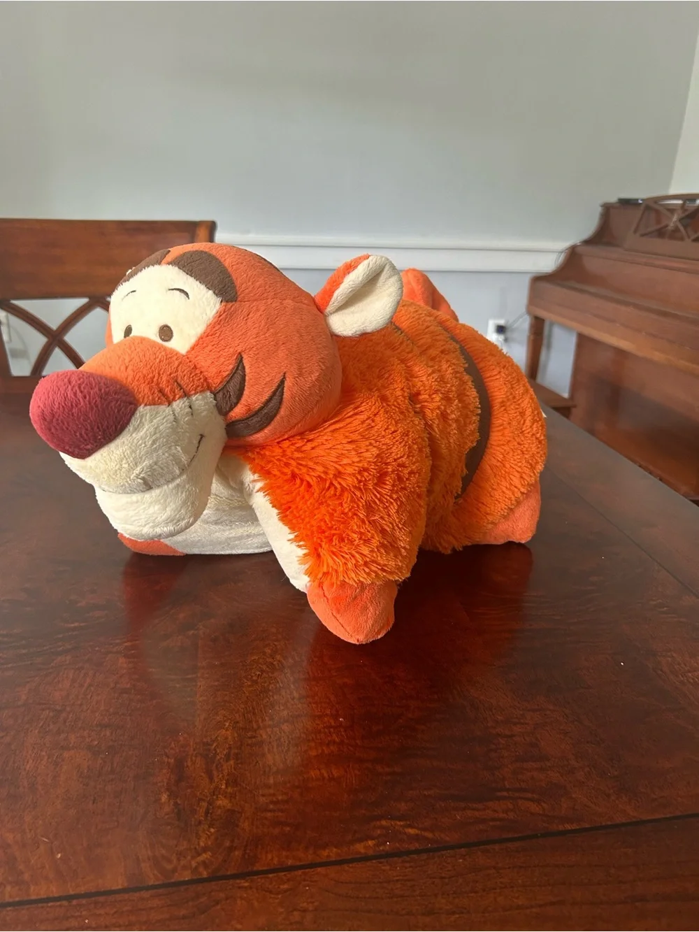 Tigger Pillow Pets Disney Store Stuffed Toy Plush Winnie The Pooh Orange Tiger